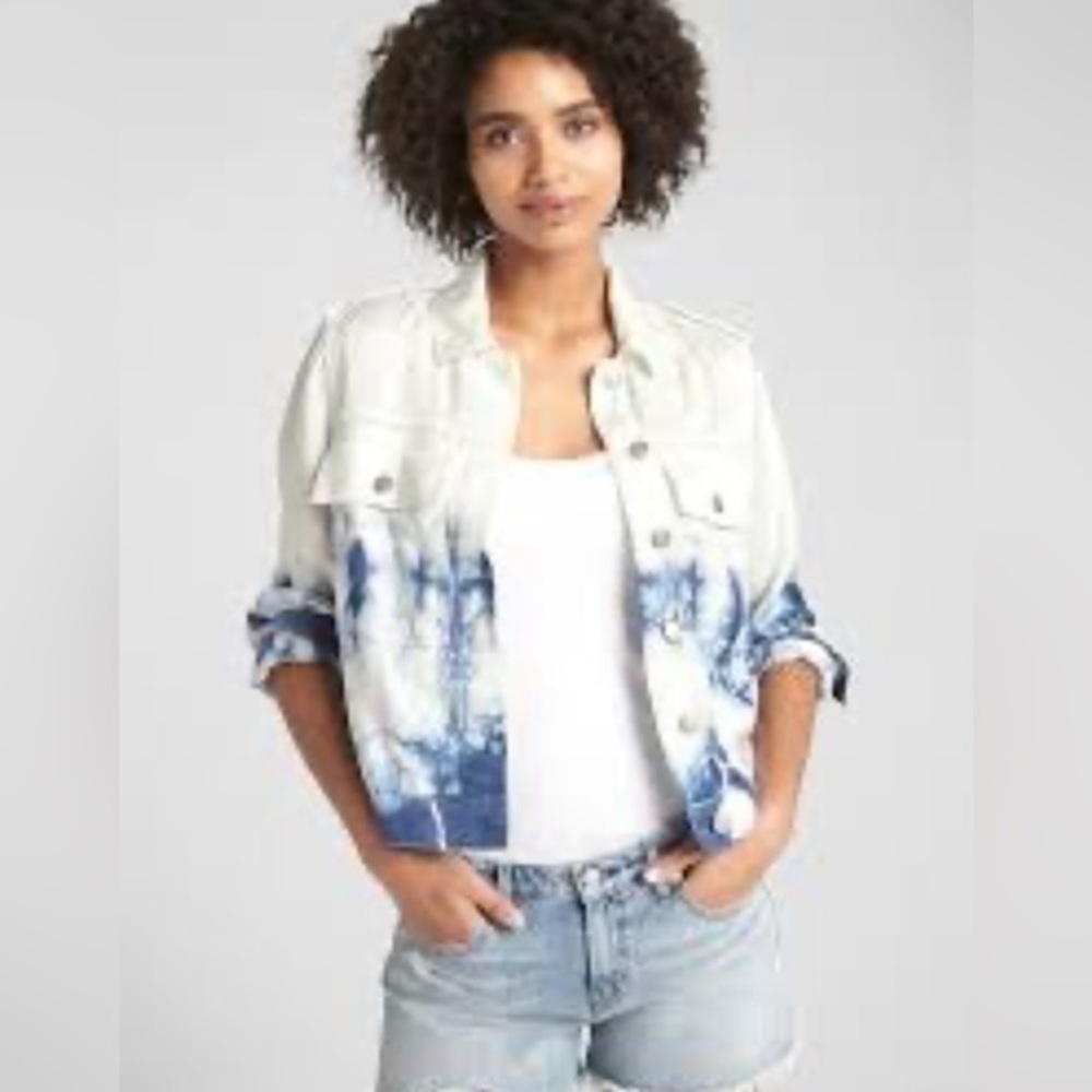 Gap lightweight tie-dye jacket size small